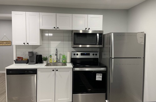 Regina House | Guest Home in Regina - Feels like Home