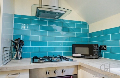 Hereford Apartment | Guest Homes | Chichester Close Flat