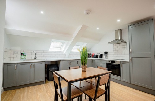 Malvern Apartment | Guest Homes | Foley Abode