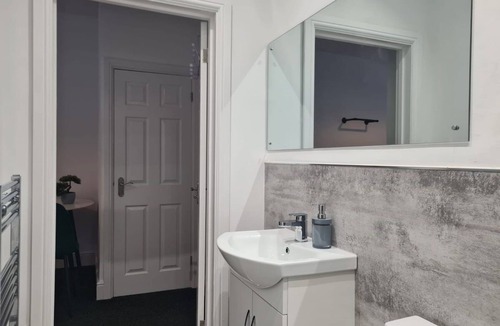 Pontrilas Apartment | Guest Homes | Foregate Studio