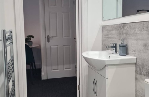 Pontrilas Apartment | Guest Homes | Foregate Studio