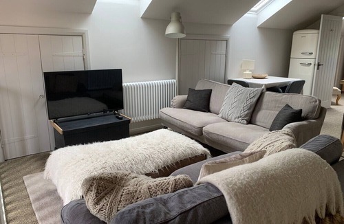 Great Witley House | Guest Homes | The Teme Loft