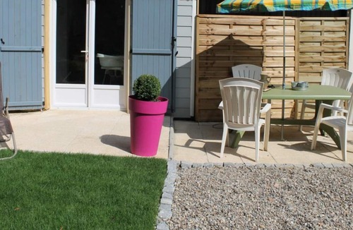 Avesnes-en-Bray House | Guest house Avesnes-en-Bray, 1 bedroom, 2 people