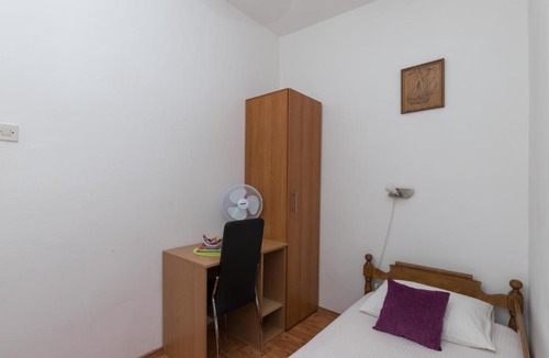 Gornji Kono House | Guest House Bradas