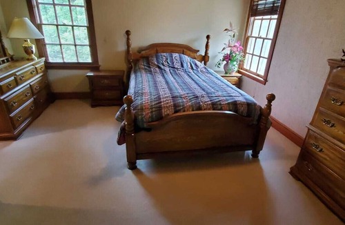 Whitsett Cabin | Guest House Cabin