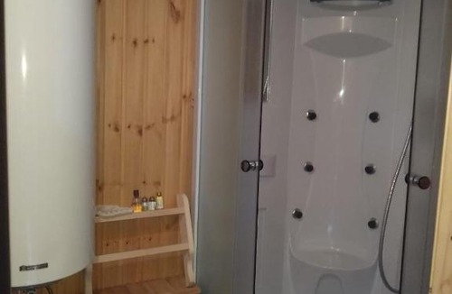 Plyos House | Guest House Chibis