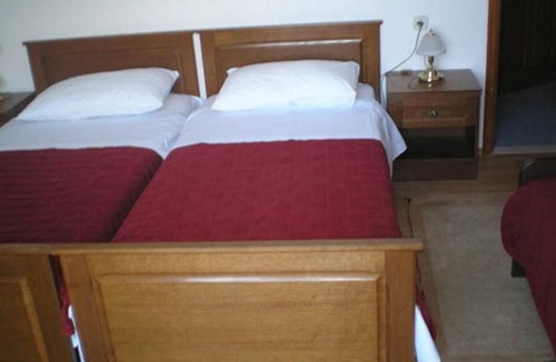 Kozarica House | Guest House Hazdovac - Double Room with Balcony and Sea View 3