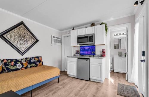 Thackerville House | Guest House I35- Exit 3