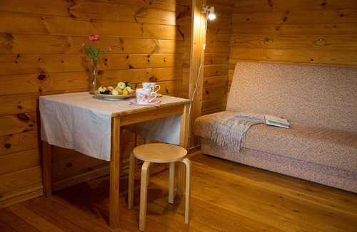 Bugrovo Hotel | Guest House in Bugrovo