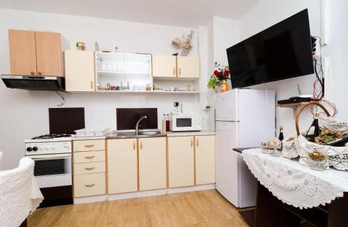 Banici House | Guest House Kola