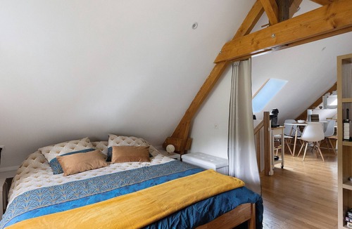 La Fleche Bed & Breakfast | Guest House 'La Lizardiere Des Landes' with Shared Pool, Shared Garden and Wi-Fi