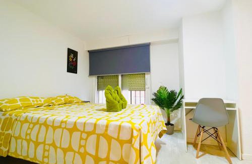 Ensanche Diputacion Hotel | Guest House Leo