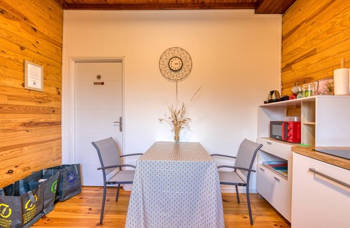 La Salvetat-sur-Agout Apartment | Guest House 'Les Tables Aux Vaches' with Private Terrace, Wi-Fi and Air Conditioning