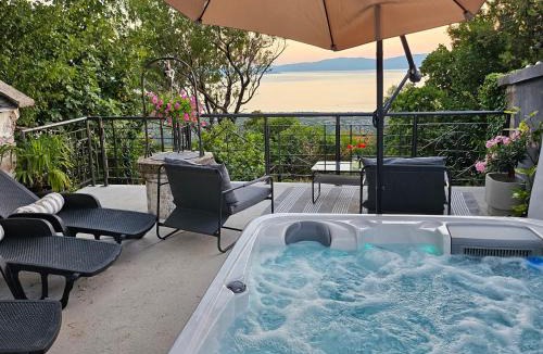 Hreljin Apartment | Guest House Lipa - Hreljin, Crikvenica s jacuzzijem i pogledom na more