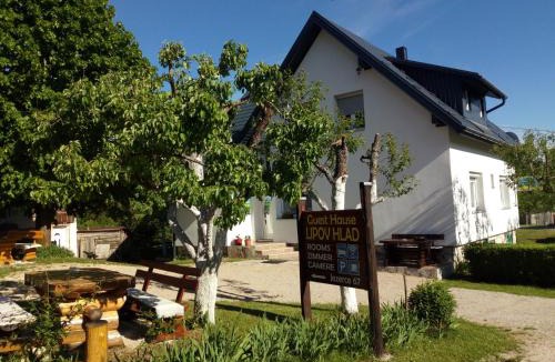 Jezerce House | Guest House Lipov Hlad