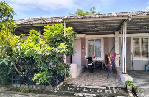 Tetebatu House | Guest House Makassar Beach
