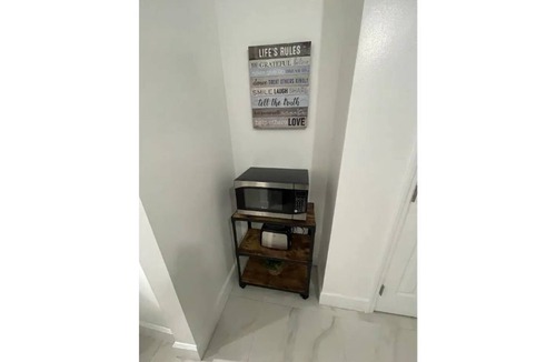 Downtown Miami House | Guest house near Downtown Miami
