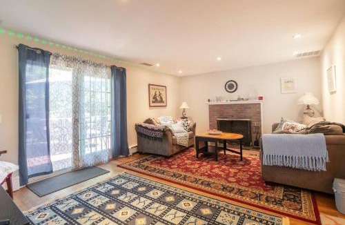 East Harwich House | Guest House Ocean Whisper