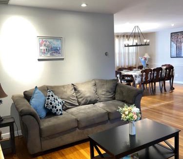 East Harwich House | Guest House Ocean Whisper