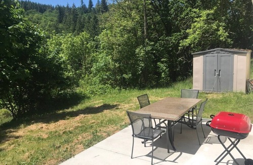 Crawfordsville Cottage | Guest House on the Ranch