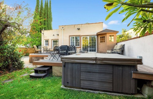 Beverly Hills House | Guest House Private 2BR Hot Tub