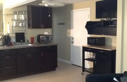 Cathedral City Cove House | Guest House w/Pool and Spa in Beautiful Private Compound