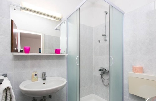 Lopud Island House | Guest House Zec - Double or Twin Room with Balcony and Sea View-2