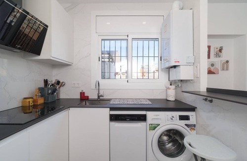 El Raval Apartment | Guest Ready ‑ Bright & Stylish Flat w/3 Terraces