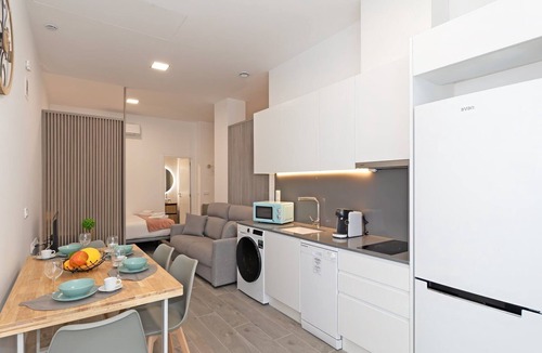 Poblats Maritims Apartment | Guest Ready- Modern Apartment near the beach