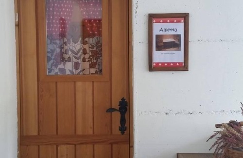 Engadin Scoul House | Guest room Alvetern Alpetta