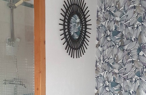 Courcon Bed & Breakfast | Guest Room – Aubépine and Bleuet Rooms