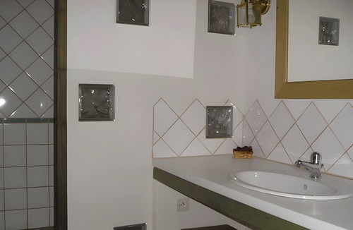 Courcon Bed & Breakfast | Guest Room – Aubépine and Bleuet Rooms