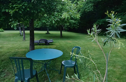 Amboise Bed & Breakfast | Guest Room “Auberge Marcheroux N°3” with Shared Garden and Wi-Fi