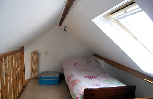 Saint-Guinoux Bed & Breakfast | Guest Room "Bord de Mer" with Shared Pool, Terrace, and Wi-Fi
