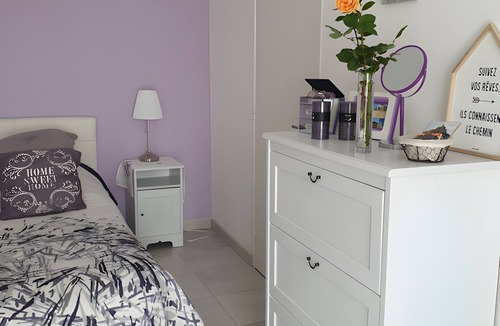 Mont-Dol Bed & Breakfast | Guest Room “Chambe Chanteloup” with Wi-Fi