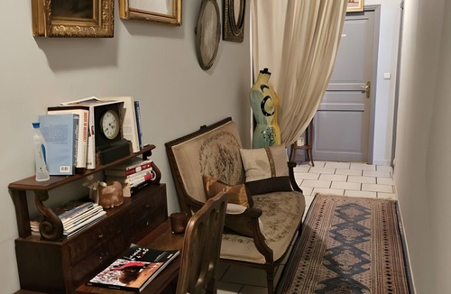 Bernis Bed & Breakfast | Guest Room 'Chambre Marcel Pagnol' with Shared Terrace, Wi-Fi and Air Conditioning