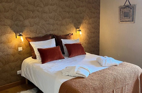 Champdray Bed & Breakfast | Guest Room “Douglas Room with Private Bathroom”, Shared Terrace, Wi-Fi, Air Conditioning