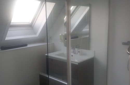 Audinghen Bed & Breakfast | Guest Room "Ferme Des 4 Vents - Alizé" with Sea View and Wi-Fi