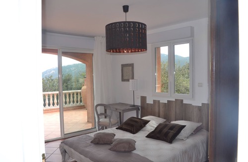Belvedere-Campomoro Bed & Breakfast | Guest room sea view