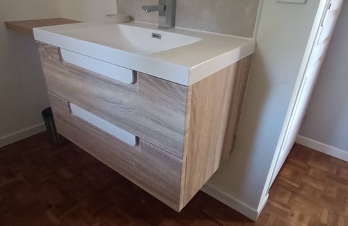 Cerans-Foulletourte Bed & Breakfast | Guest Room 'Chambre Verte' with Wi-Fi