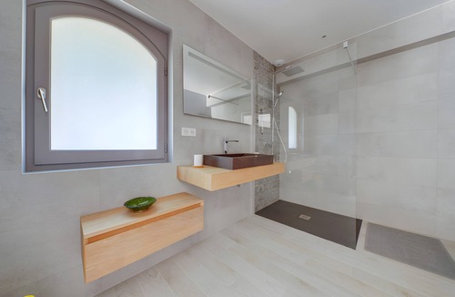 Faverolles-sur-Cher Bed & Breakfast | Guest Room “Entre Loire et Cher” with Private Heated Pool, Private Terrace & Wi-Fi
