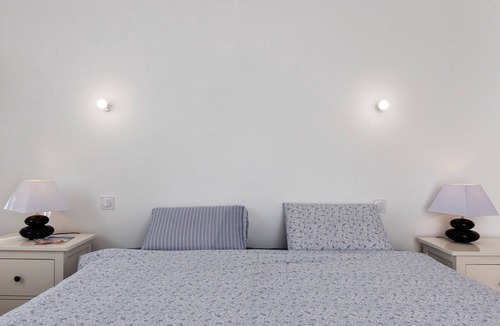 Olonne-sur-Mer Bed & Breakfast | Guest Room Sous le Pin "Room 2" with Shared Terrace, Wi-Fi, and Air Conditioning!