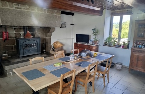Saint-Aubin-des-Bois Bed & Breakfast | Guest Room “La Bourgerie” with Shared Terrace, Garden, and Wi-Fi
