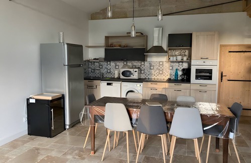 Saint-Denis-de-Pile Bed & Breakfast | Guest Room Saint-Emilion with Shared Terrace, Shared Garden and Wi-Fi