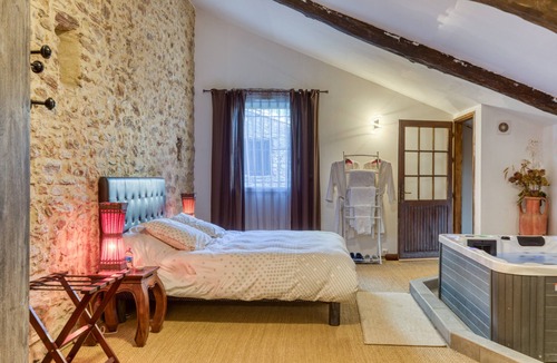 Faugeres Bed & Breakfast | Guest Room “La Forgerole” with Private Jacuzzi and Sauna