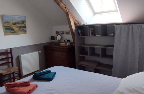 Plelan-le-Grand Bed & Breakfast | Guest Room La Glycine
