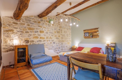 Banne House | Guest Room “La Louve” with Mountain View, Private Pool and Private Terrace