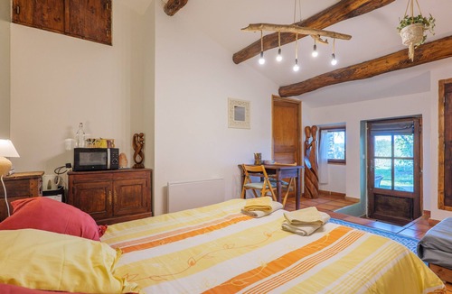 Banne House | Guest Room “La Louve” with Mountain View, Private Pool and Private Terrace