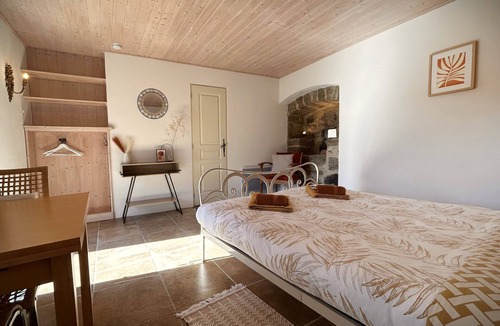 Sablieres Bed & Breakfast | Guest Room “La Montselgues” with Mountain View, Shared Pool, Private Terrace