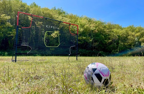 Valojoulx Bed & Breakfast | Guest Room “La Simple” for 2 with Pool in a Peaceful Setting